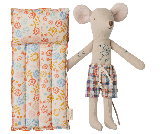 Beach mice, Dad with Air Mattress - Flower