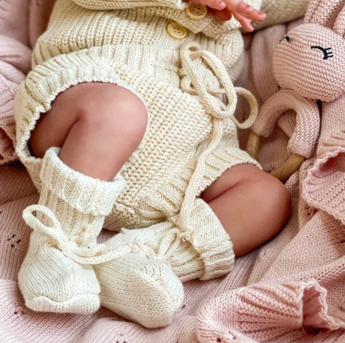 Baby Knit booties Taupe NB-2m