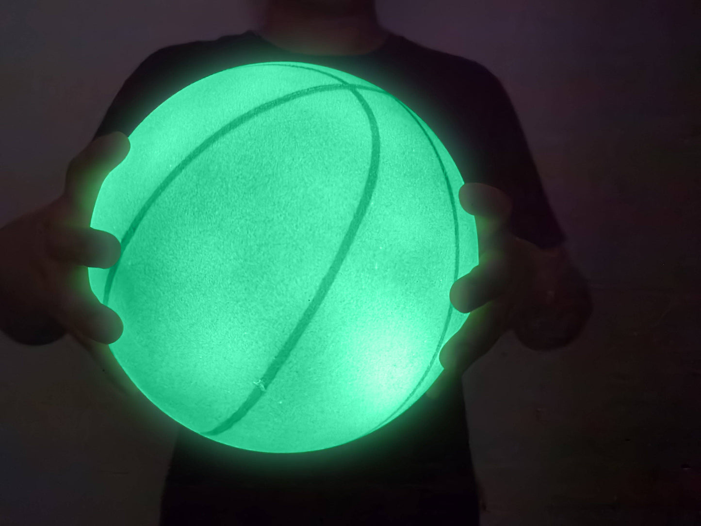 The Silent Basketball - Glow in the Dark