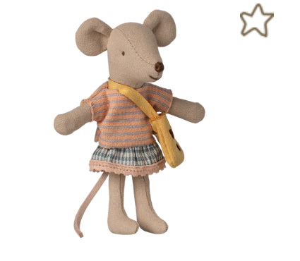 Little sister mouse with bag