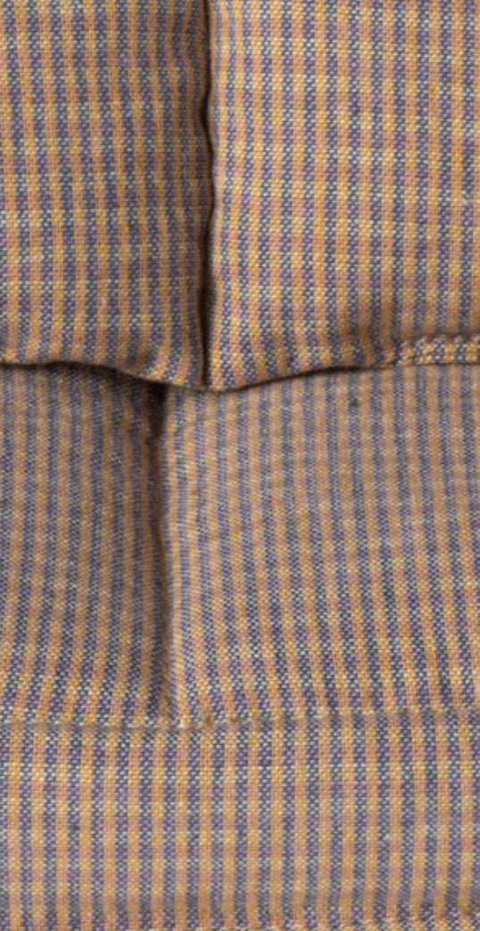 Brown Plaid Couch, Mouse